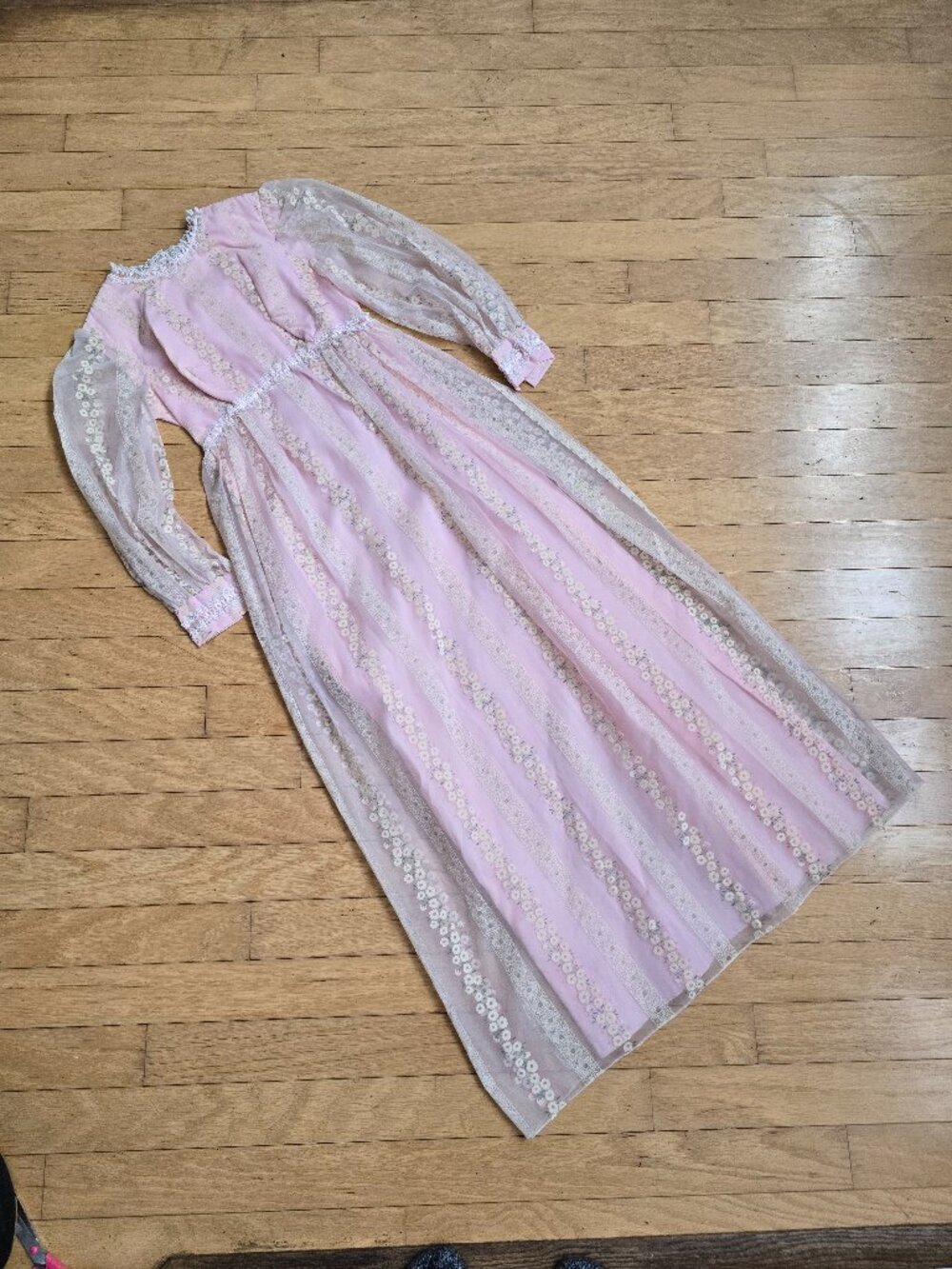Vintage 70s | Whimsy Pastel Pink Floral Sheath Prairie Maxi Dress | WMS XS